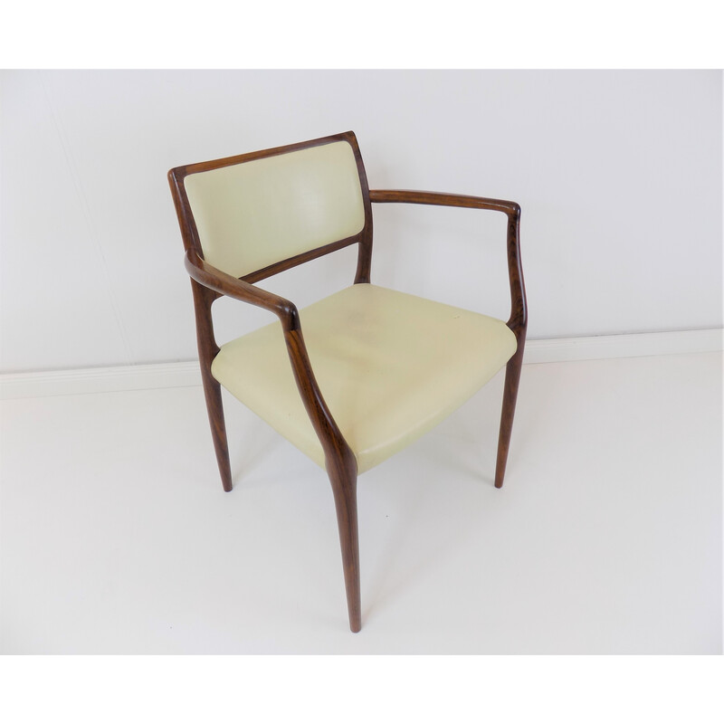 Vintage 65 Stuhl aus elfenbeinfarbenem Leder und Palisanderholz von Niels O. Møller für Møller