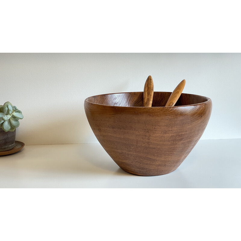 Vintage salad bowl with teak cutlery