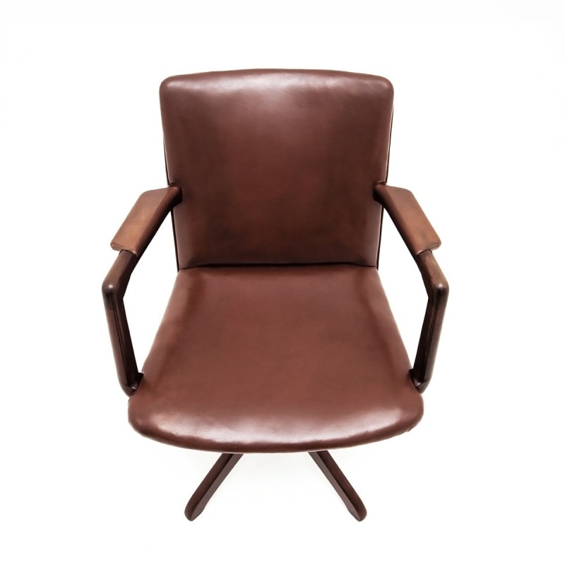 Sedia da scrivania vintage A721 in pelle cognac e rovere di Hans J. Wegner per Planmøbel, Danimarca, anni '40