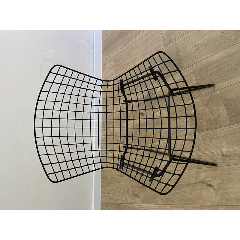 Vintage Wire chair with cushion by Harry Bertoia