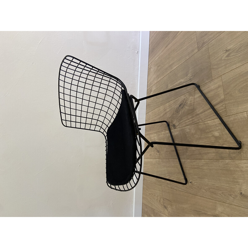 Vintage Wire chair with cushion by Harry Bertoia