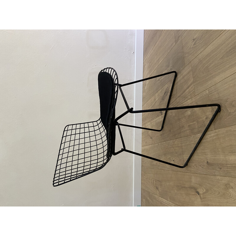 Vintage Wire chair with cushion by Harry Bertoia