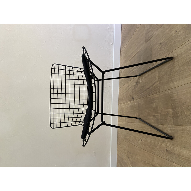 Vintage Wire chair with cushion by Harry Bertoia