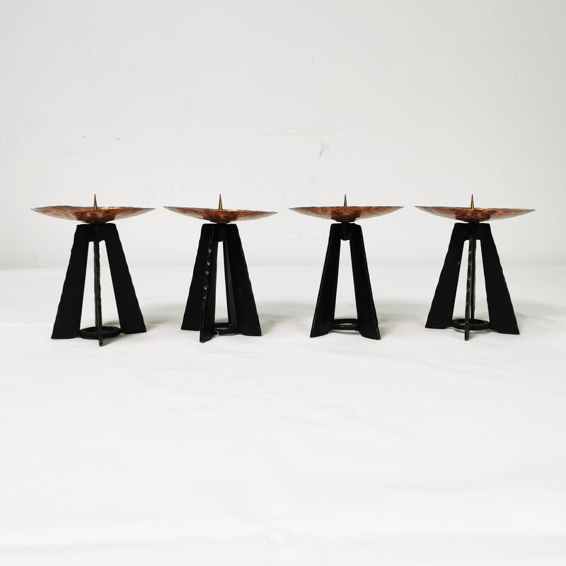 Conjunto de 4 castiçais modernistas vintage em cobre, latão e metal, Alemanha 1970