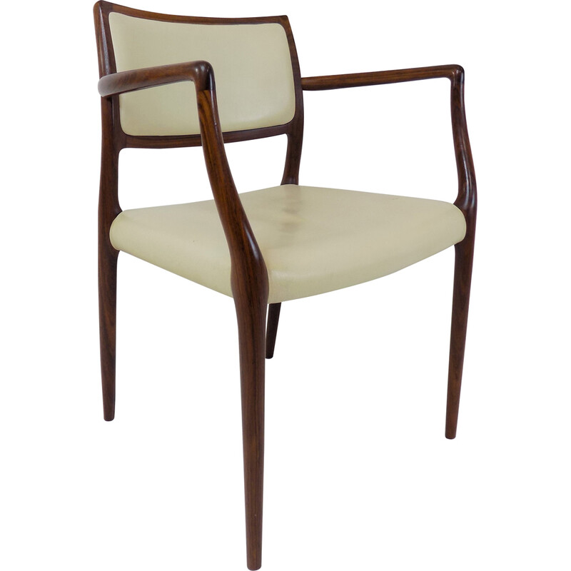 Vintage 65 stoel in ivoorkleurig leer en palissanderhout van Niels O. Møller voor Møller