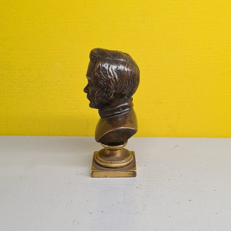 Vintage sculpture "bust of a man" in bronze by A. Givet, 1863s