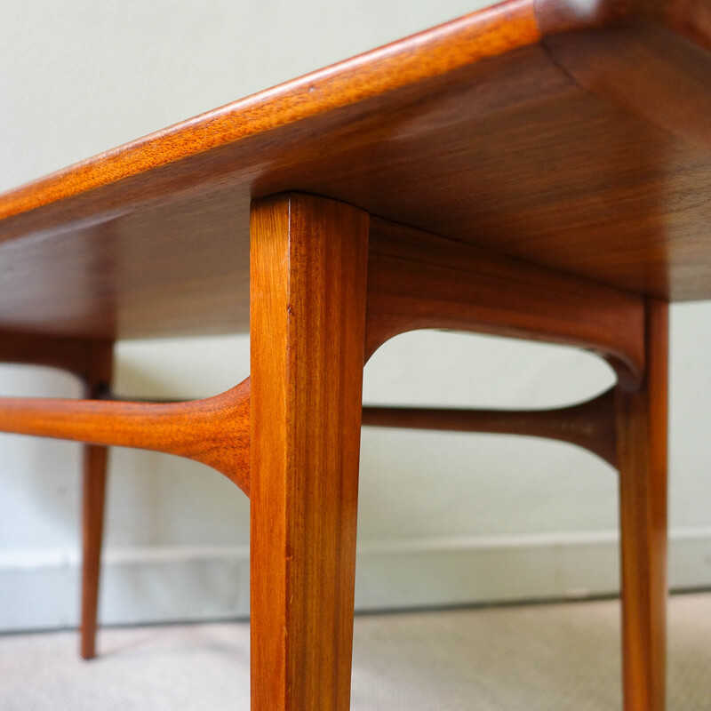 Vintage Excelsior salontafel in mutenye hout van José Espinho voor Móveis Olaio, Portugal 1962.