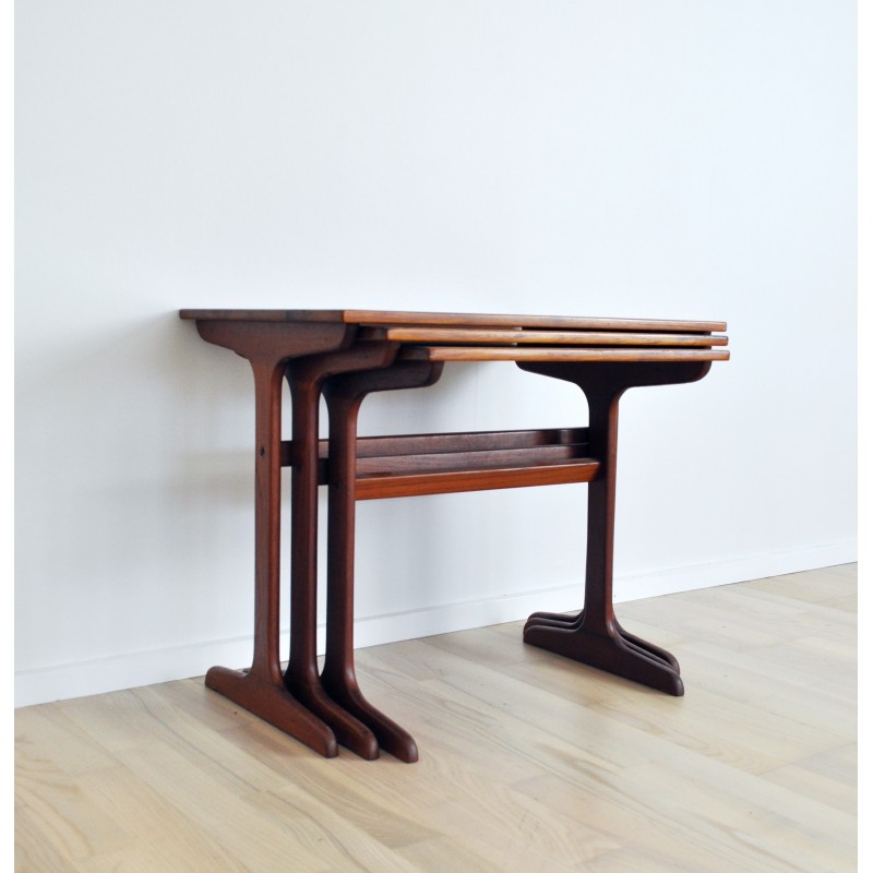 Vintage nesting tables in solid teak, Denmark 1960s