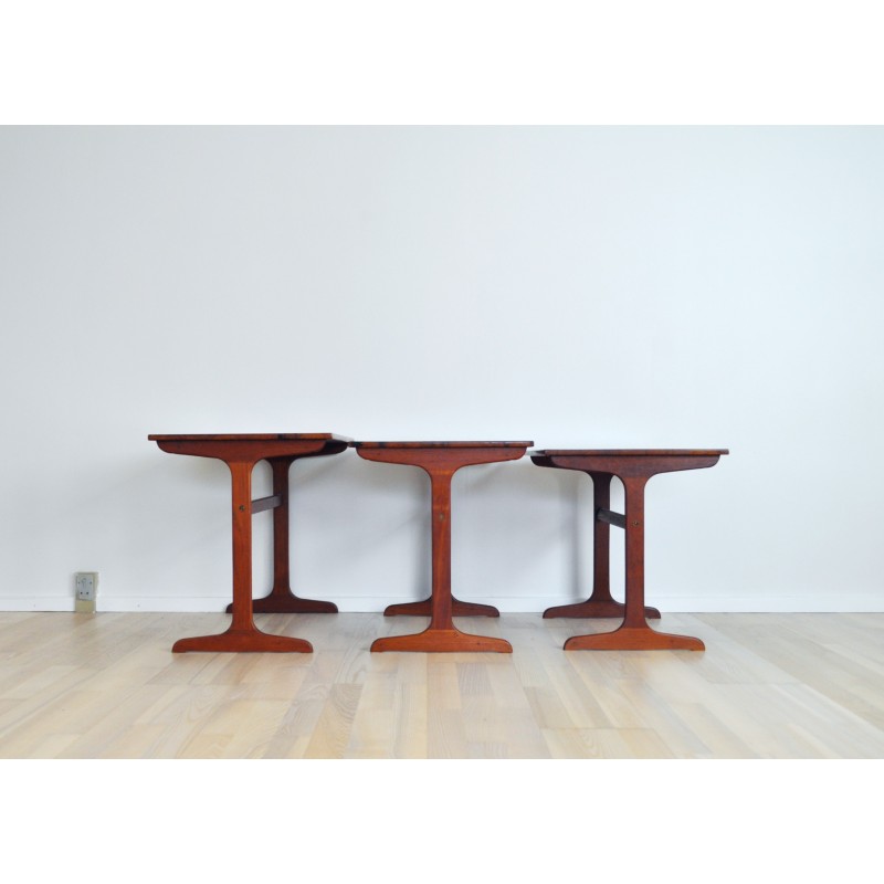 Vintage nesting tables in solid teak, Denmark 1960s