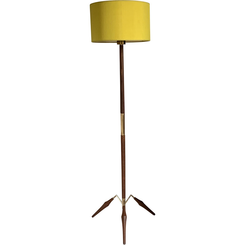 Dreibeinige skandinavische Vintage-Stehlampe aus Teakholz und Messing, 1960