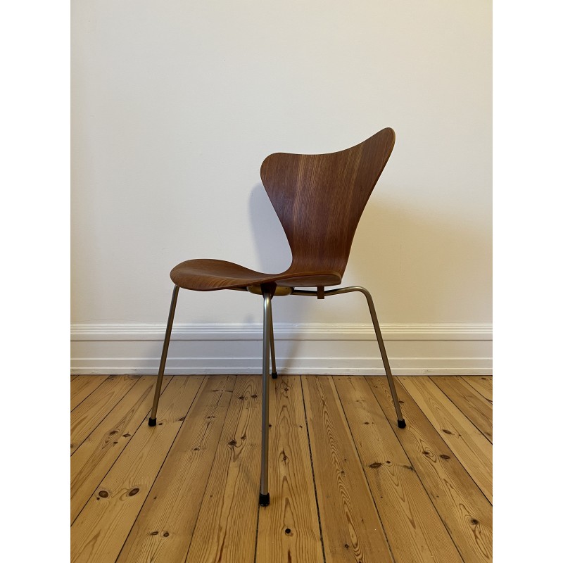 Chaise vintage 7 en teck par Arne Jacobsen pour Fritz Hansen, Danemark 1955