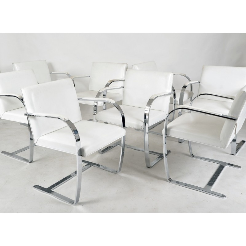 Conjunto de 8 cadeiras de jantar vintage Brno cantilever de Mies van der Rohe para Knoll