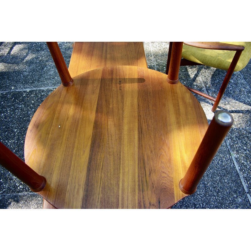 Round vintage solid teak coffee table by John Boné for Mikael Laursen, Denmark 1960