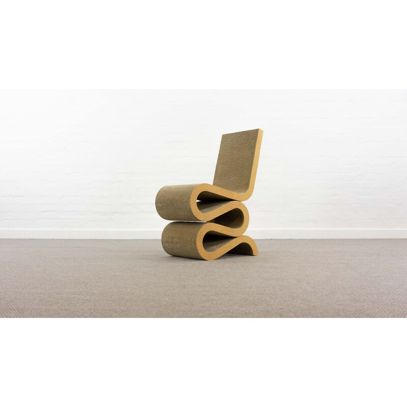 Cadeira Vintage Wiggle "Easy Edges" com mesa lateral por Frank O. Gehry para Vitra, 1972