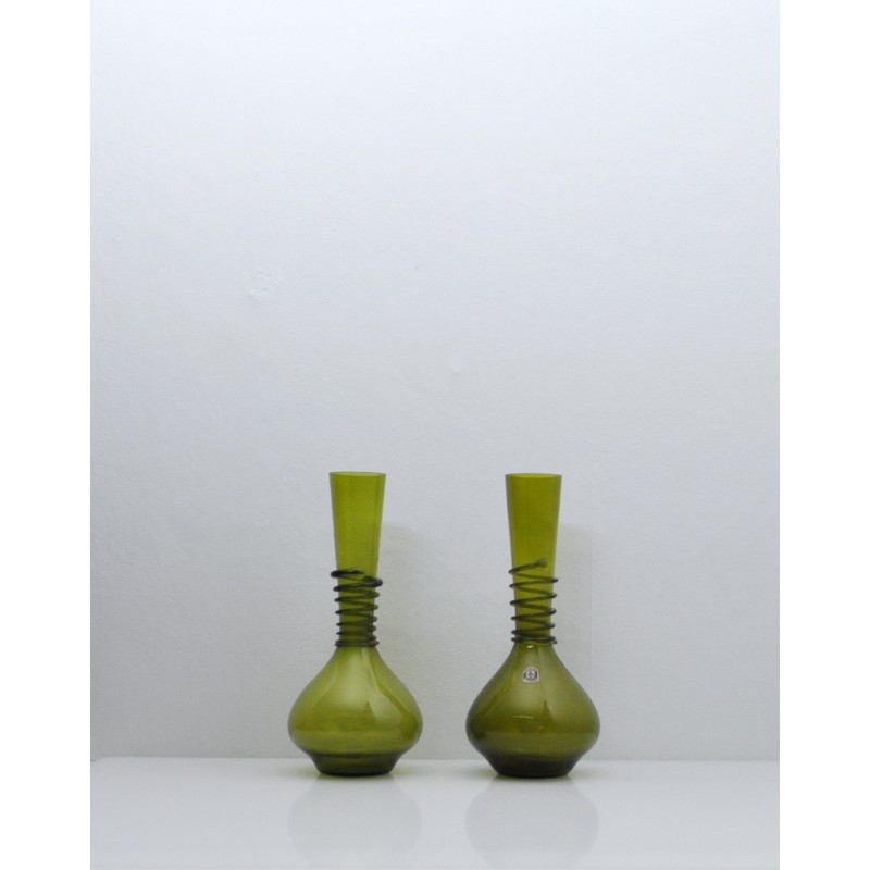 Par de vasos de vidro de arte verde vintage de Jacob E. Bang para Kastrup Glasværk, Dinamarca 1964s