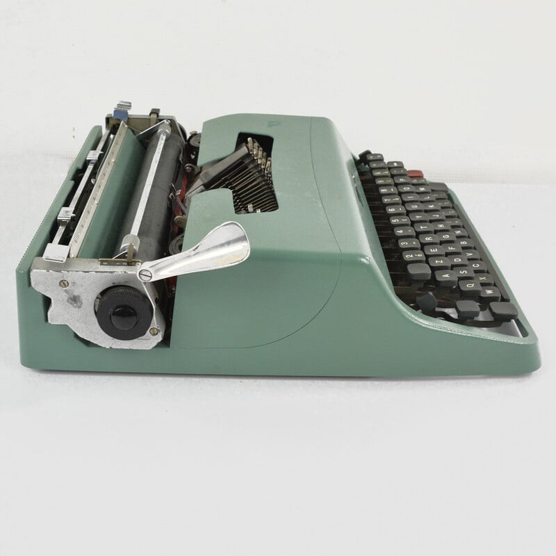 Vintage Olivetti Lettera 32 typewriter by Marcello Nizzoli, Spain