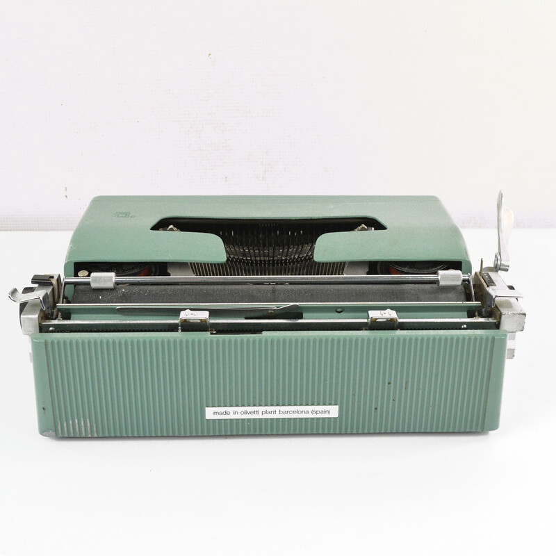 Vintage Olivetti Lettera 32 typewriter by Marcello Nizzoli, Spain 1960s