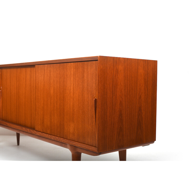 Vintage Deens teakhouten dressoir met twee schuifdeuren van Omann Jun, 1960