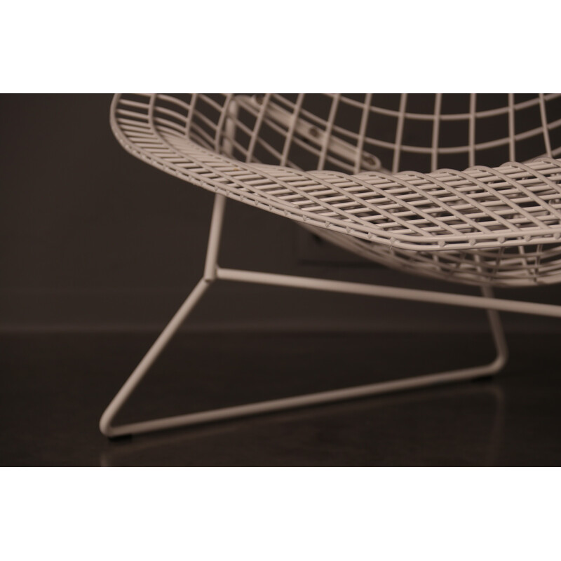 Vintage asymmetrical chair in white rislan by Harry Bertoia for Knoll International, Usa 2005s