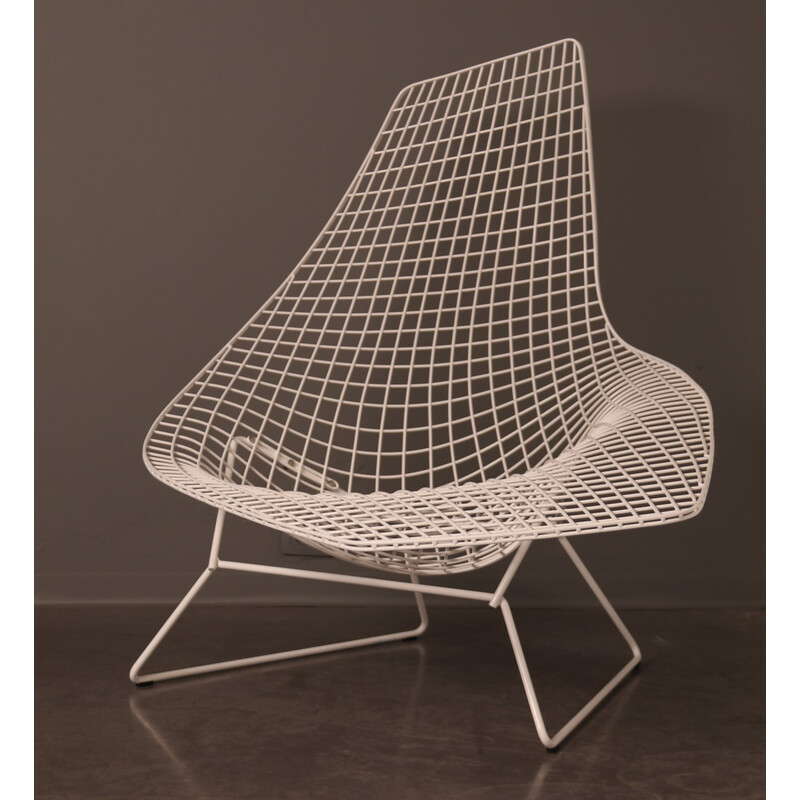 Vintage asymmetrical chair in white rislan by Harry Bertoia for Knoll International, Usa 2005s