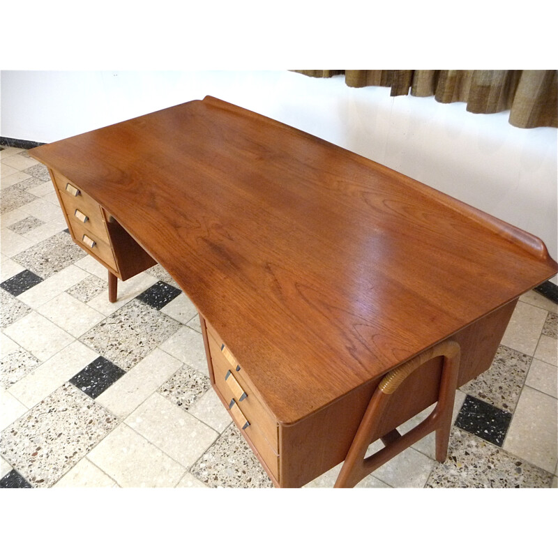 Free-Standing Teak Writing Desk by Svend A. Madsen for Sigurd Hansen - 1960s