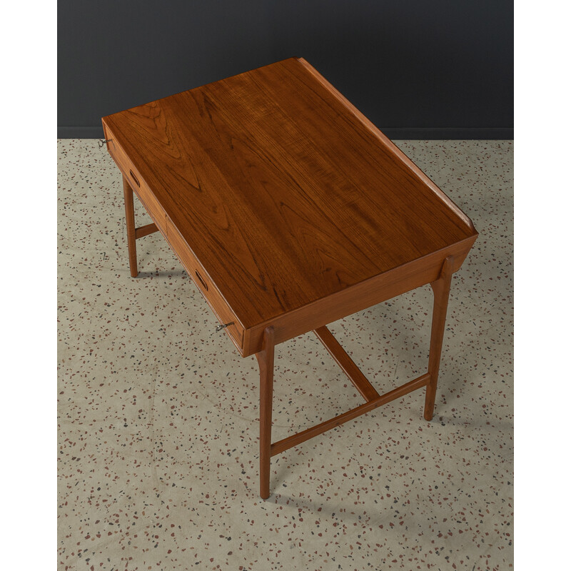 Mesa de teca Vintage por Svend Aage Madsen para Sigurd Hansen, Dinamarca 1950s