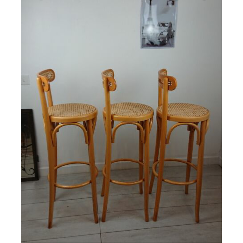 Set di 3 sgabelli vintage in legno curvato e canna, 1970-1980