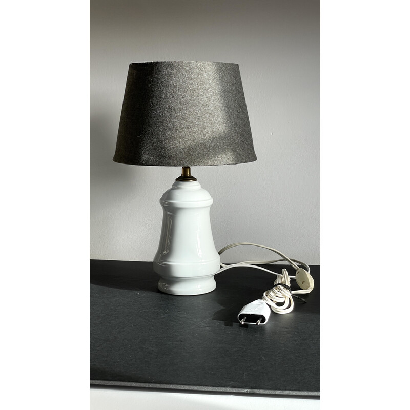 Lampe vintage en porcelaine et tissu, France