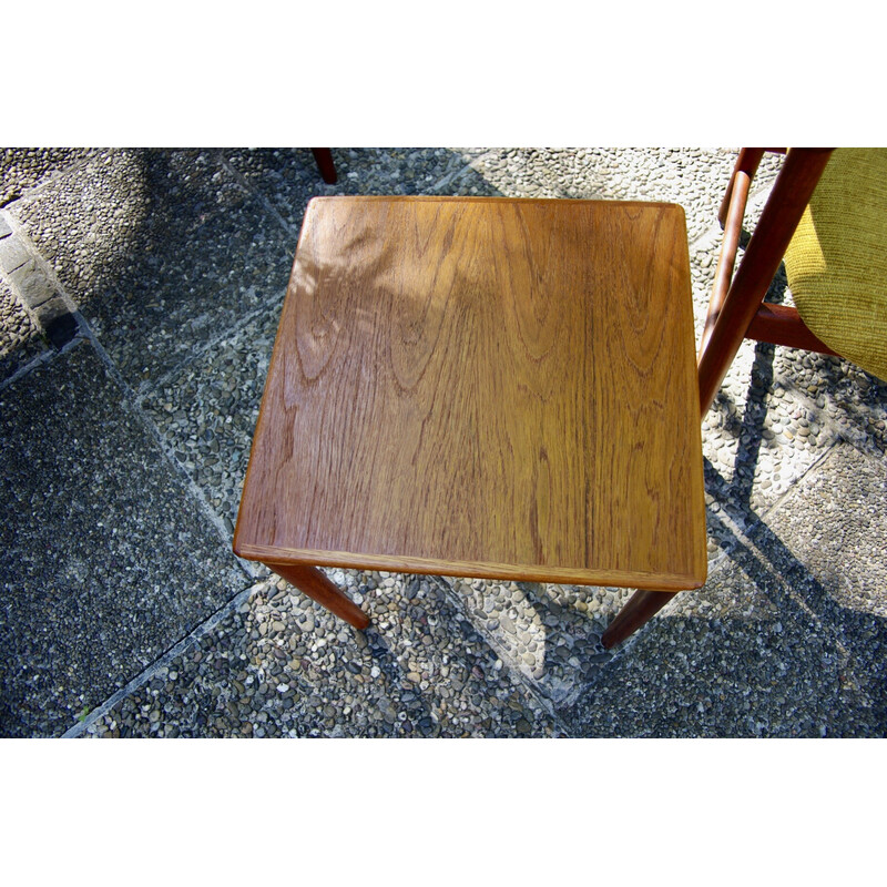 Vintage teak side table by Toften for Mobelfabrkken, Denmark 1960s