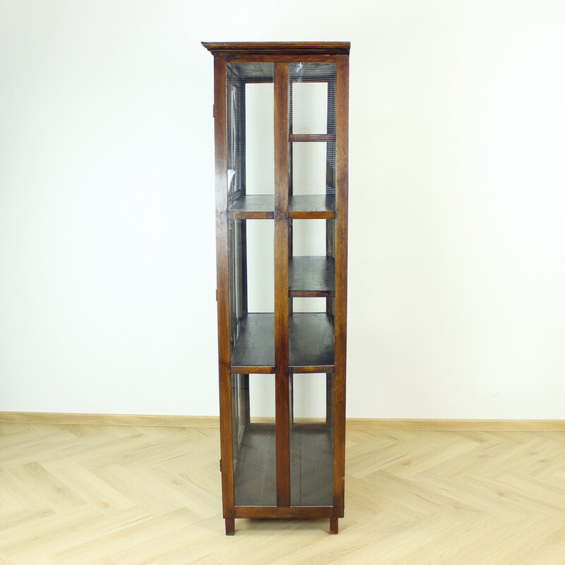 Art Deco vintage display cabinet in oakwood and glass, Czechoslovakia 1910s