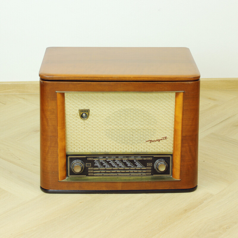 Vintage Tesla Dirigent gramoradio, Checoslovaquia 1956