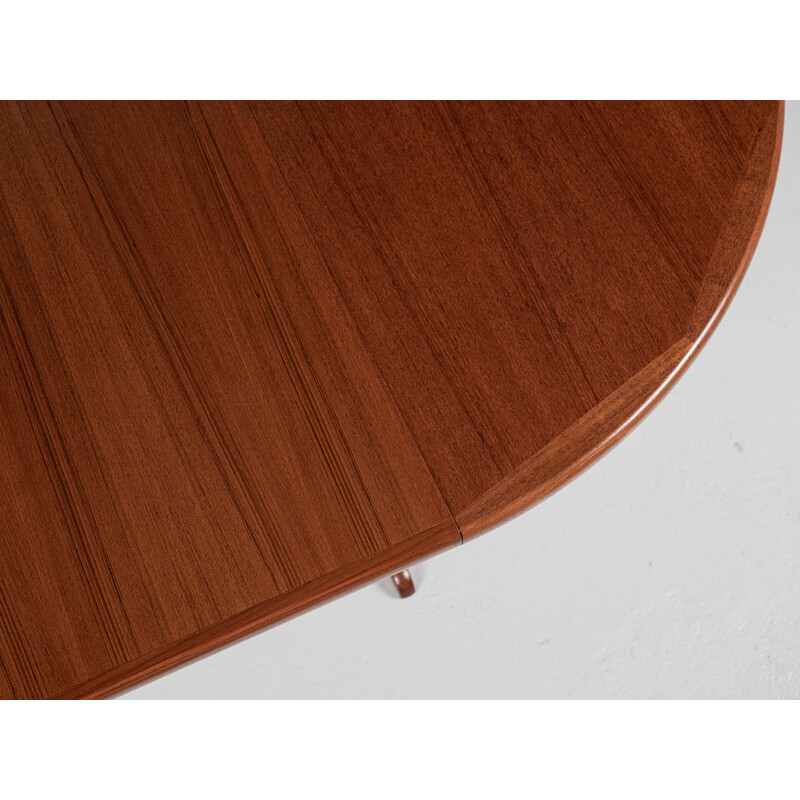 Mid century Danish round dining table in teak by Vv Møbler, 1960s