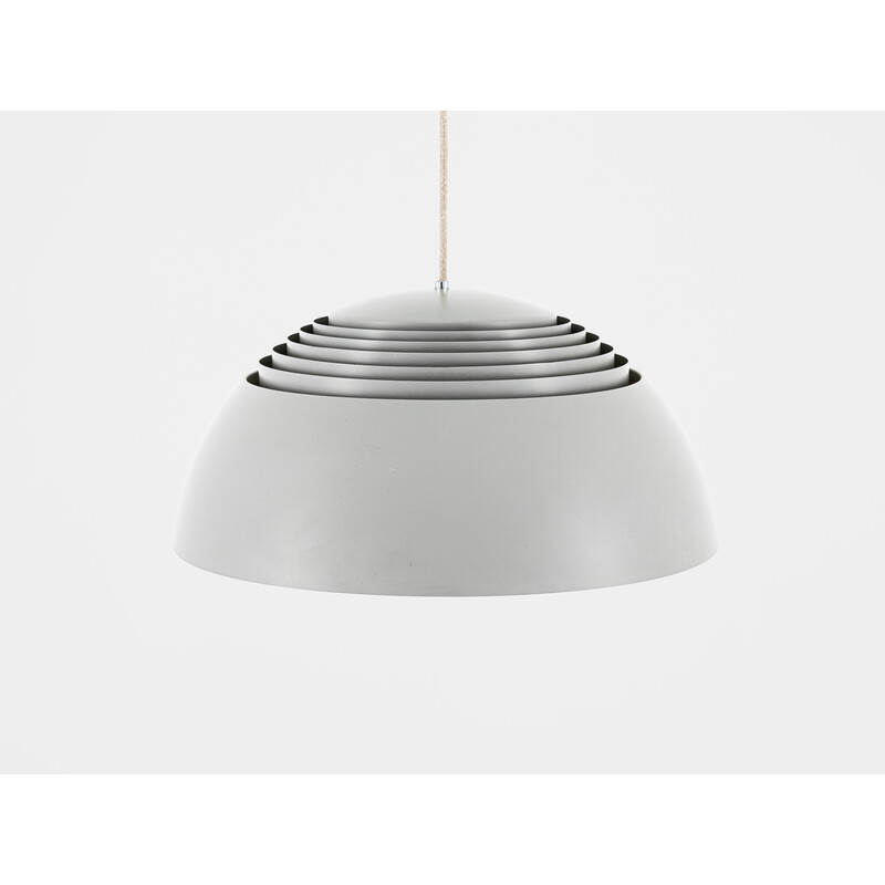 Candeeiro pendente Vintage Aj Royal em cinzento claro por Arne Jacobsen para Louis Poulsen