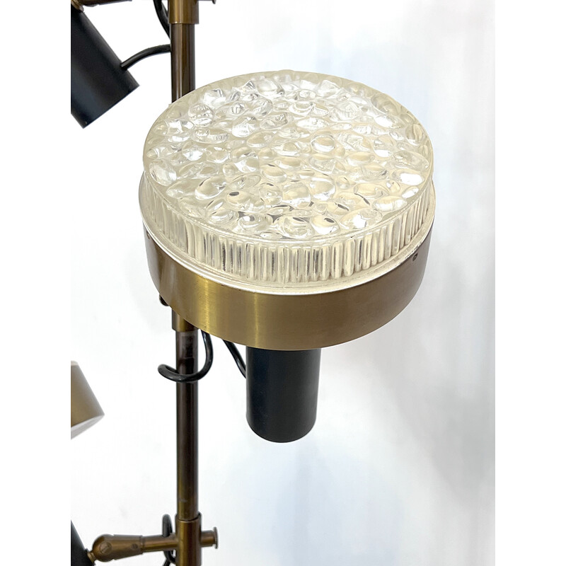 Lámpara de pie vintage de latón y cristal de tres brazos de Stilux, Italia años 60