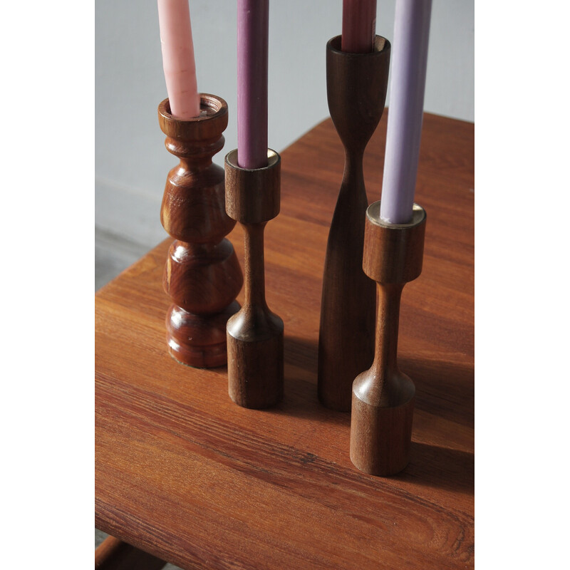 Juego de 4 candelabros de madera vintage escandinavos