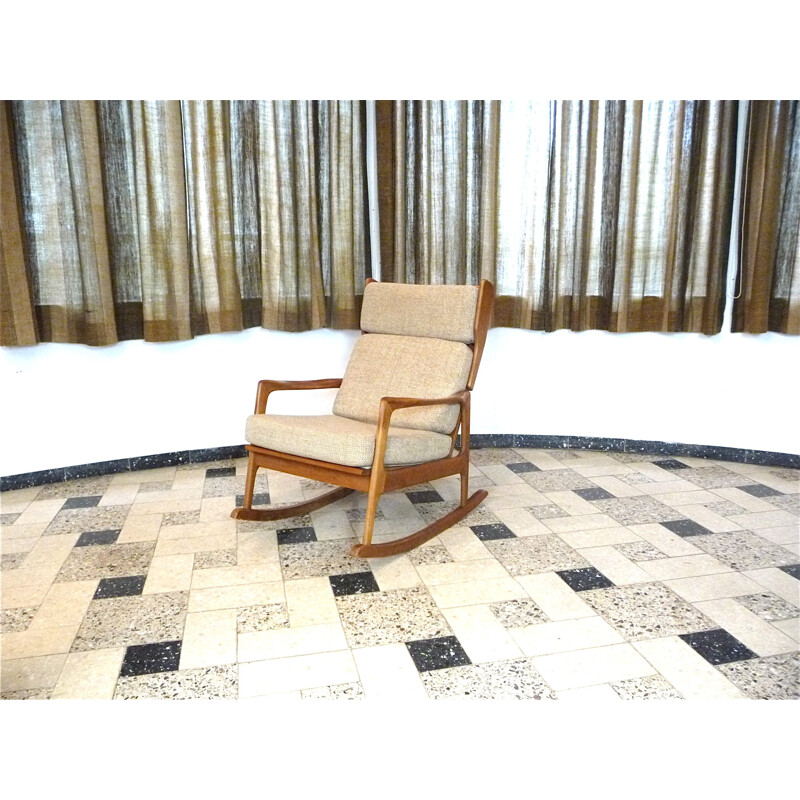 Chaise à bascule beige en bois et en laine - 1960