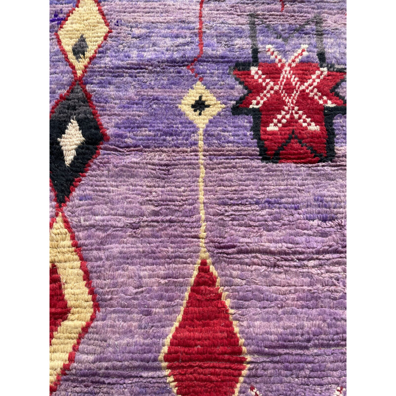 Vintage Moroccan Berber rug Boujaad