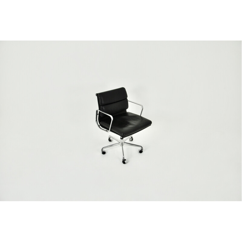 Vintage leather and aluminium armchair by Charles and Ray Eames for Icf, 1970s