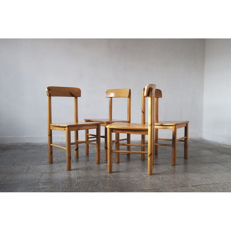 Set of 4 vintage pinewood chairs by Rainer Daumiller for Hirtshals Savvaerk, 1960-1970s