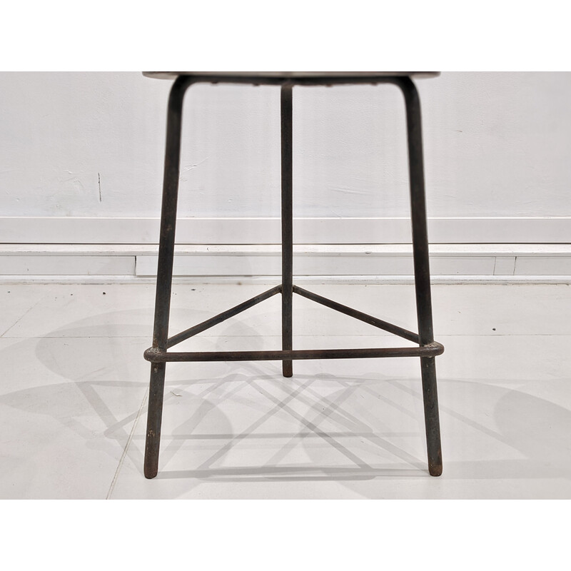 Taburete vintage de metal y teca de Pierre Jeanneret, India 1960