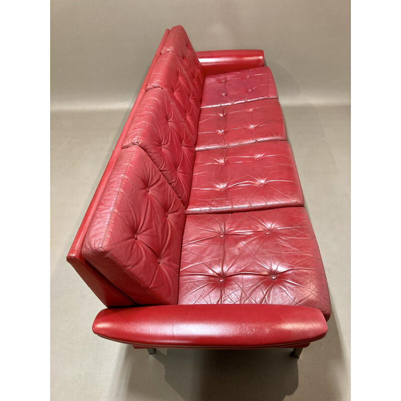 Vintage rood lederen bank, 4 zitplaatsen, 1950