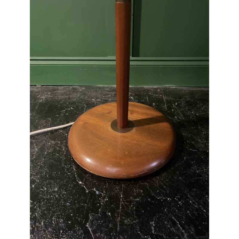 Mid-century French floor lamp in teak and brass, 1950s