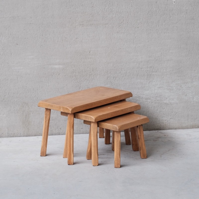 Mid-century blonde oakwood nesting tables, Belgium 1970s