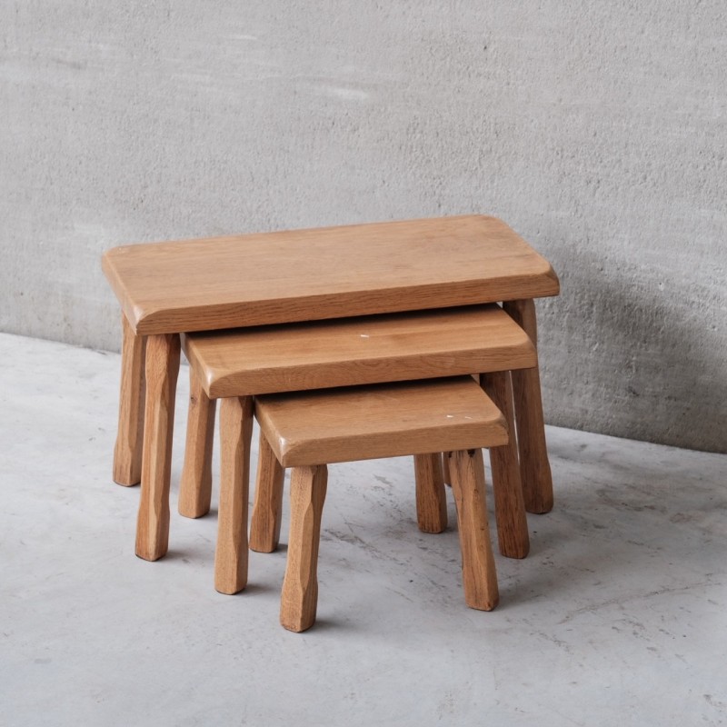 Mid-century blonde oakwood nesting tables, Belgium 1970s