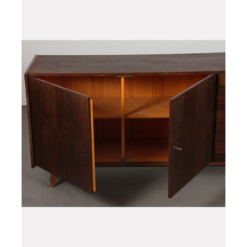 Credenza vintage U-460 in rovere scuro e plastica di Jiri Jiroutek, Repubblica Ceca 1960