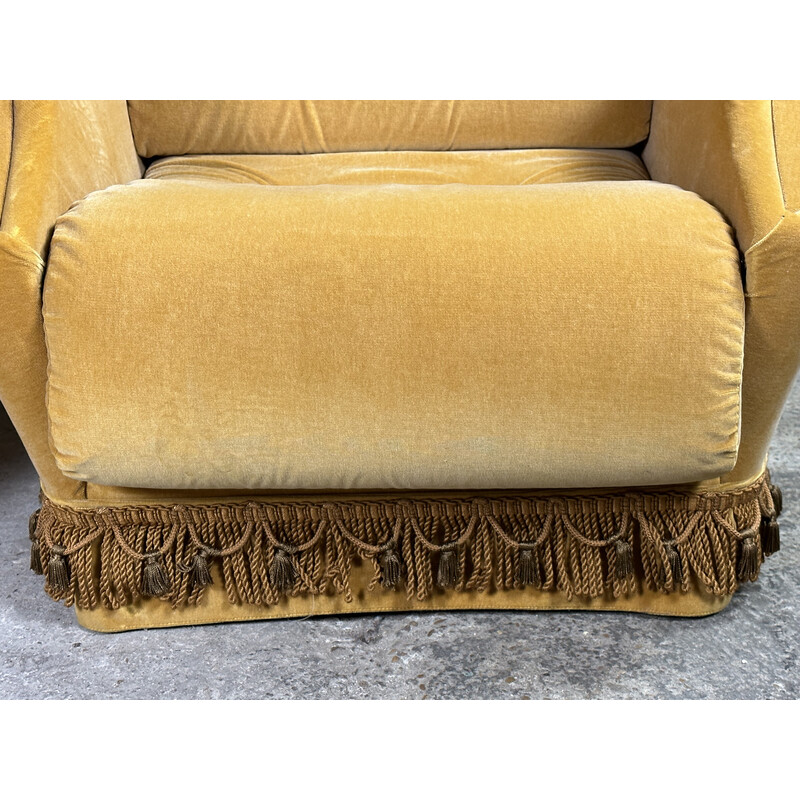 Paire de fauteuils vintage en velours jaune, 1950-1960