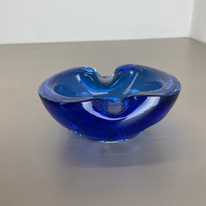 Cenicero vintage de cristal de Murano en tonos azules, Italia años 70