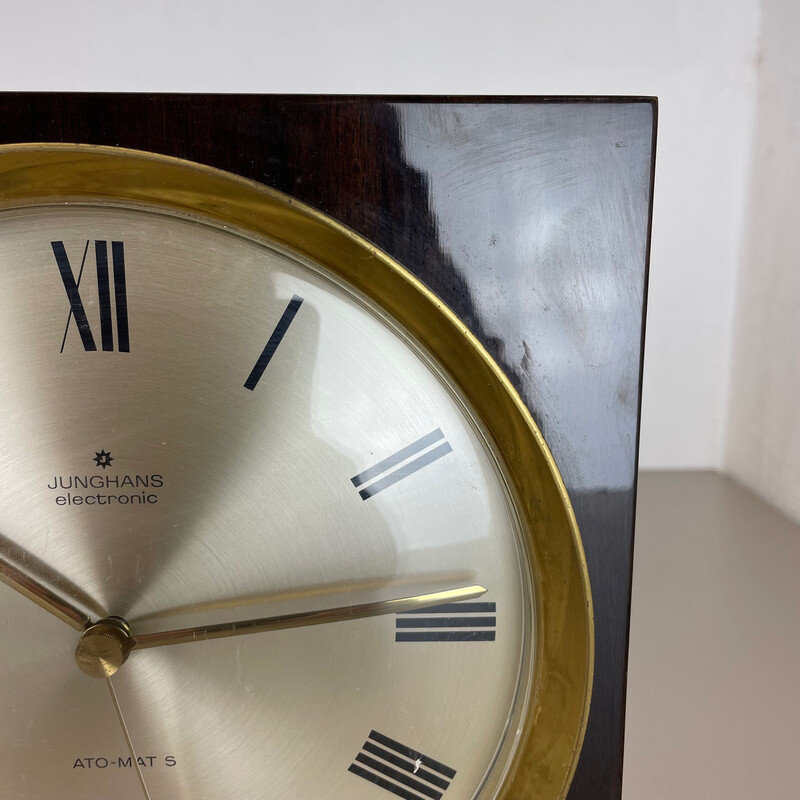 Reloj de pared vintage de madera y latón para Junghans, Alemania años 70