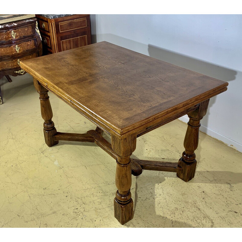 Vintage extendable farmhouse table in solid oakwood