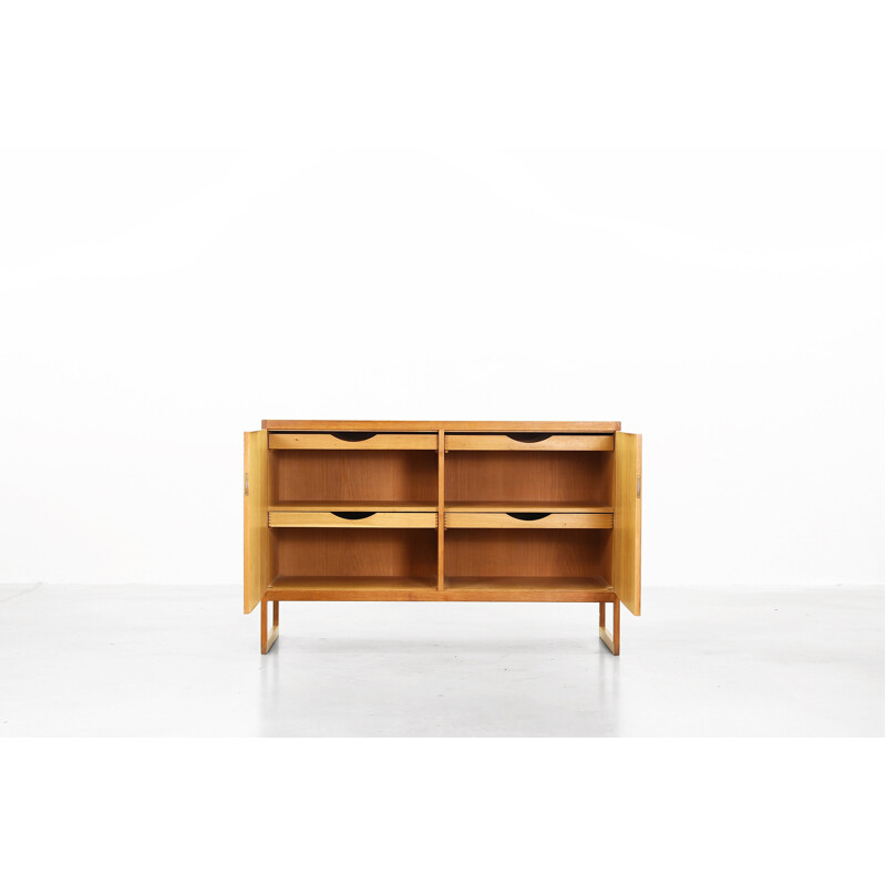 Oak sideboard by Borge Mogensen for FDB - 1960s